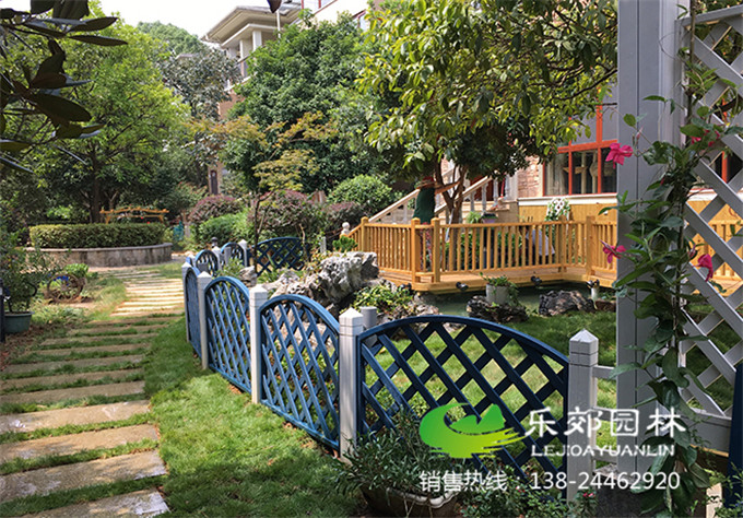 庭院防腐木围栏和护栏样式4图片
