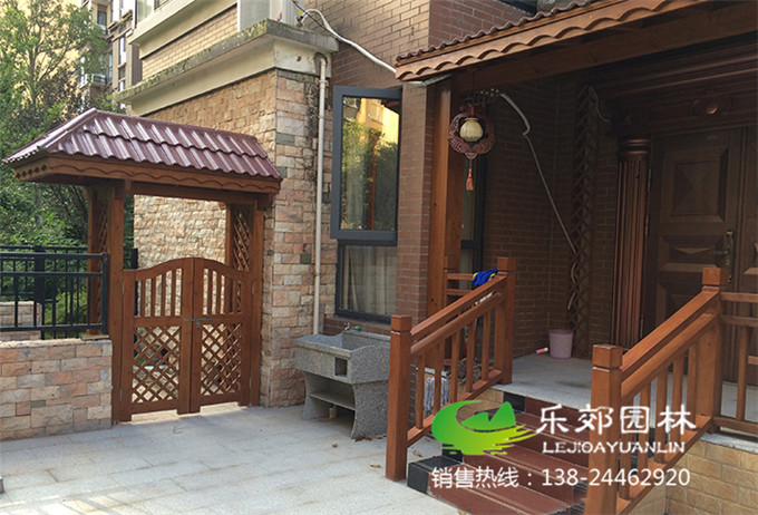 别墅防腐木庭院门设计图